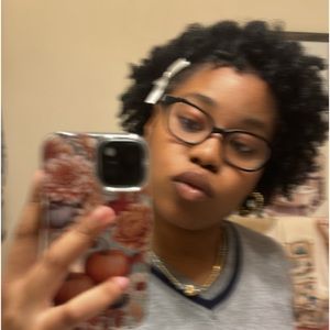 Meet your Posher, Cherity